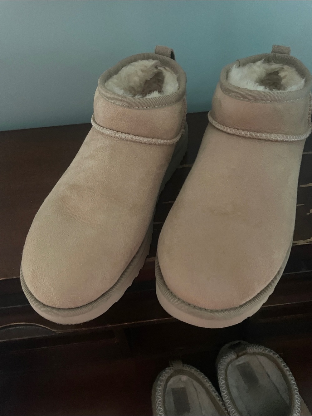 UGG Women's Short Suede Shearling Boots in Light Tan